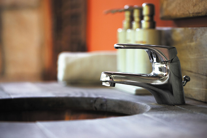 A2B Plumbers are able to fix any leaking taps you may have in Esher. 